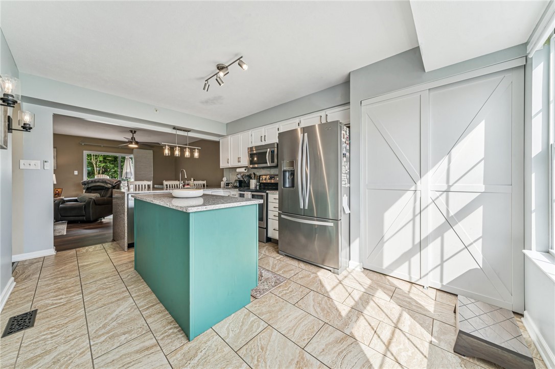 1120 Arrowhead Dr