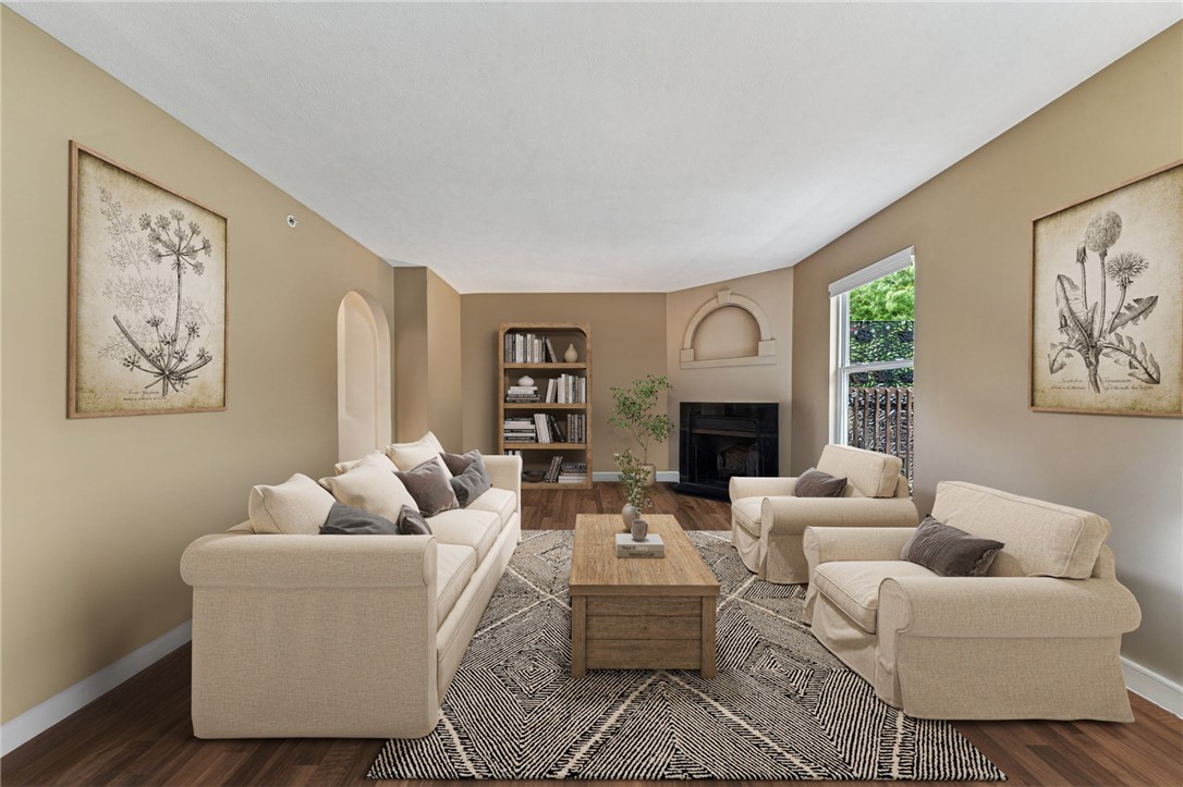 1120 Arrowhead Dr