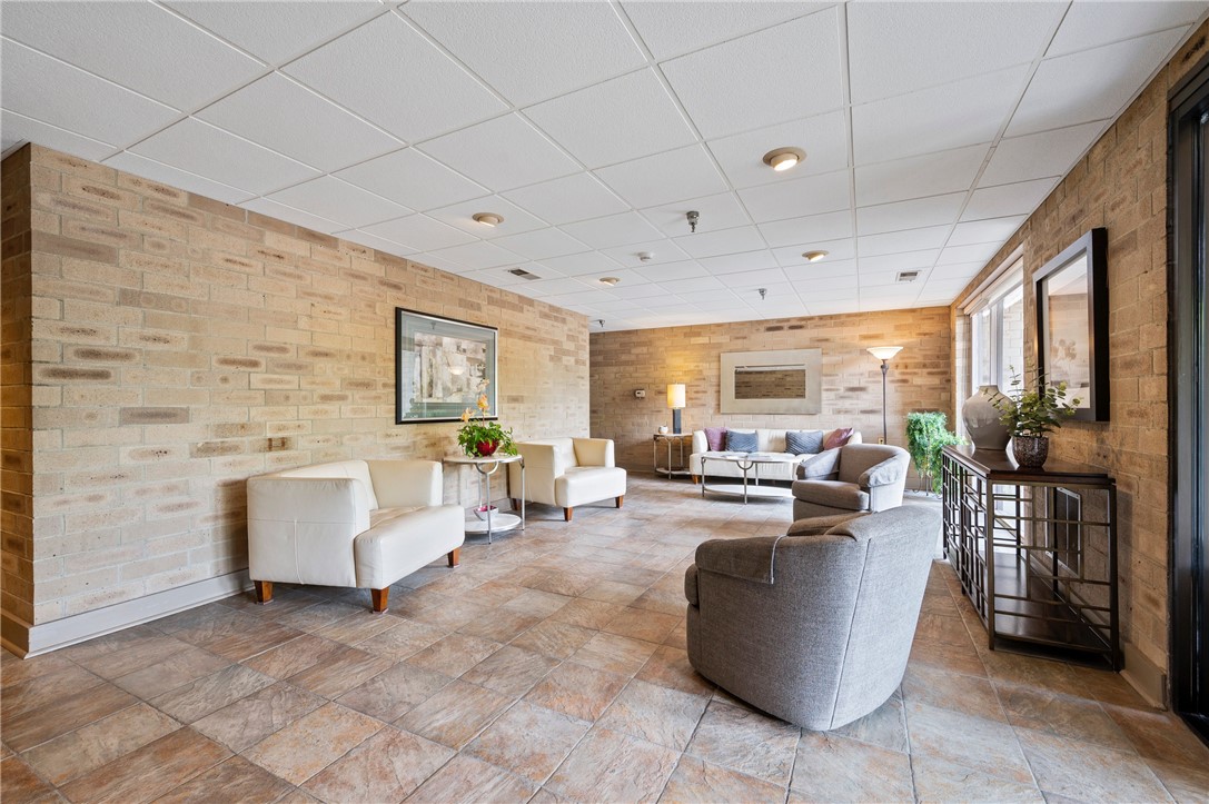 1400 Smokey Wood Dr 503