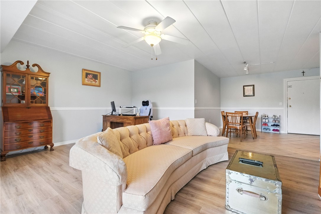 1400 Smokey Wood Dr 503