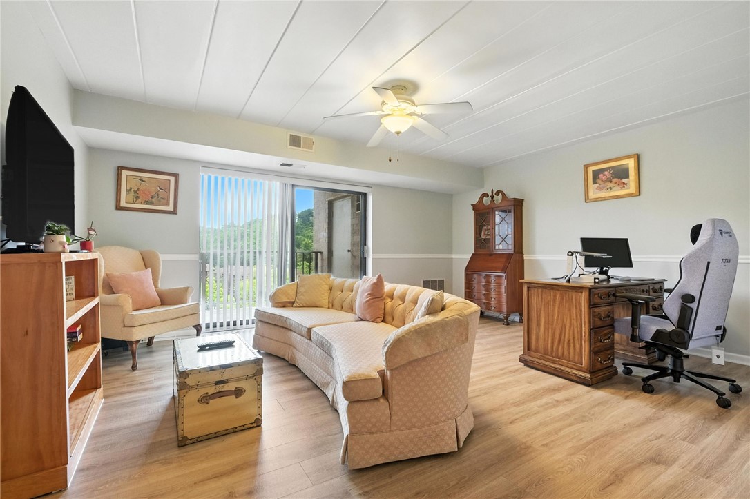 1400 Smokey Wood Dr 503