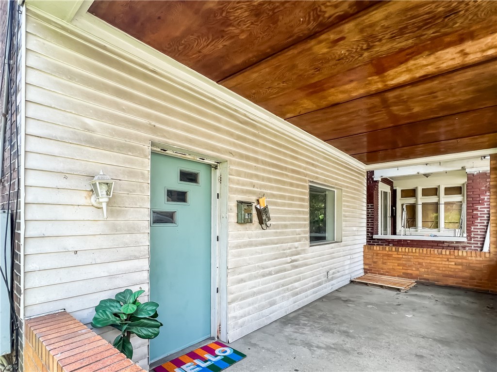1033 Sherman Ave