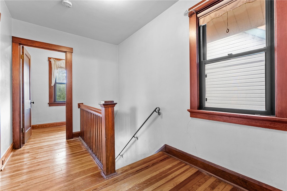 208 E 19th Ave