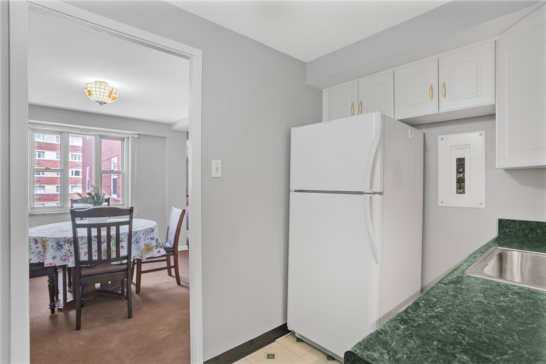4601 Fifth 626