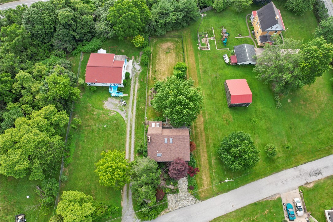 221 Summit Dr