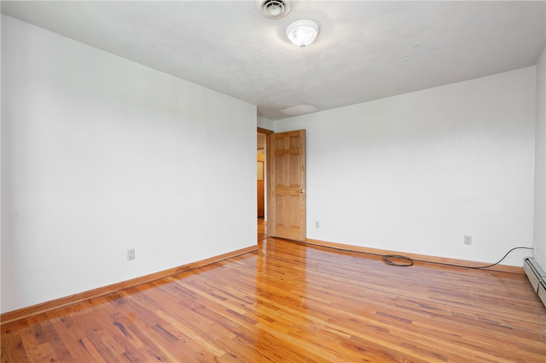 221 Summit Dr