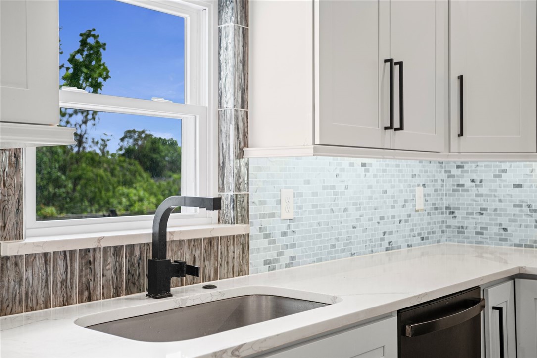 6320 St Marie Street