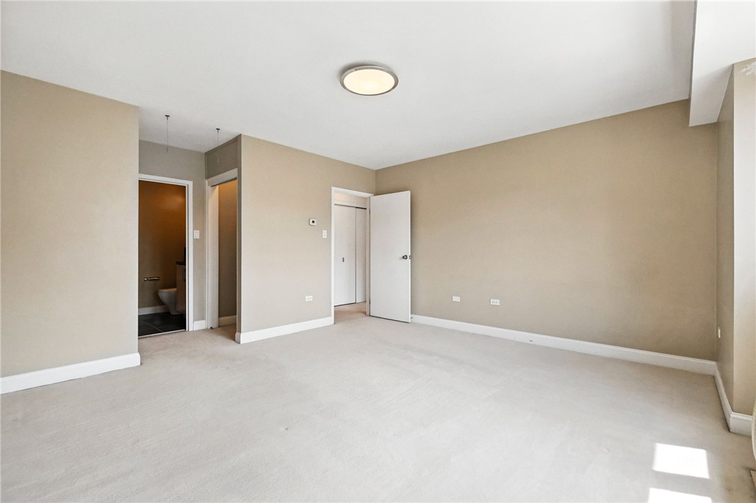 128 N Craig St 802