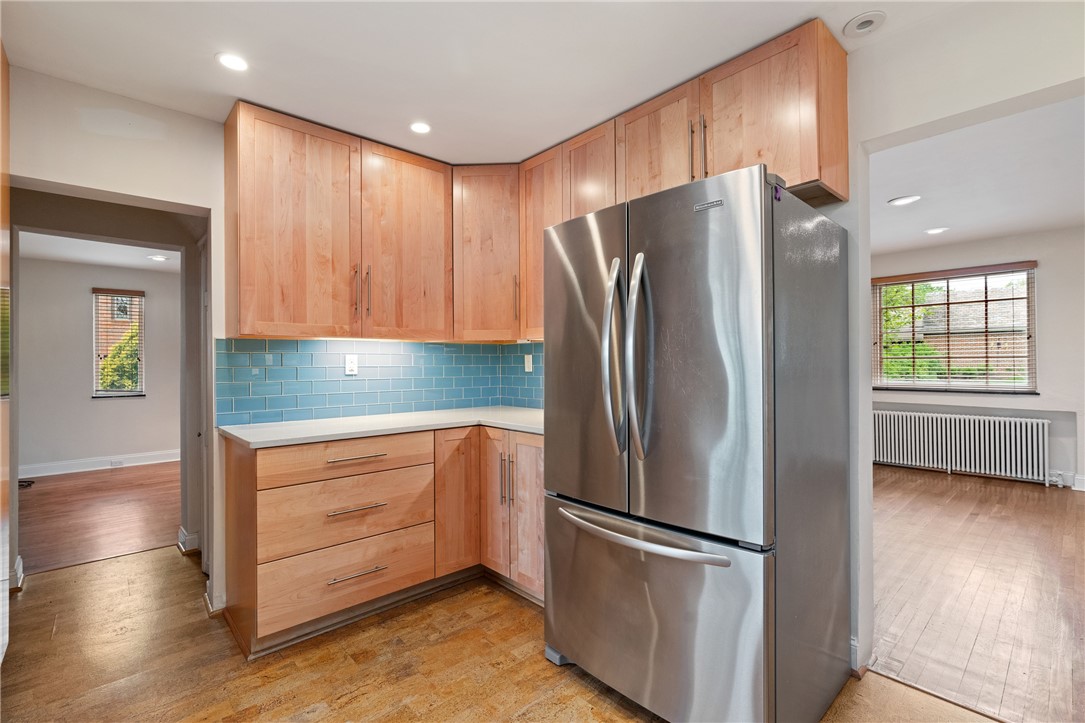 943 Wellesley Rd