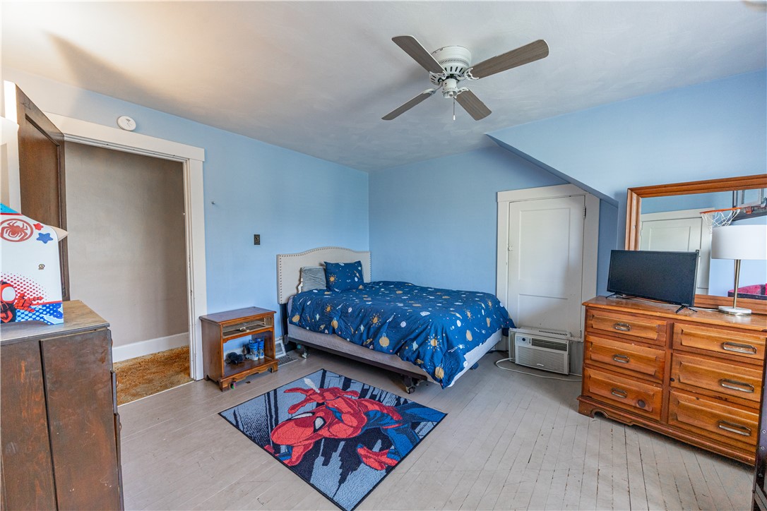 1347 Strawn Ave