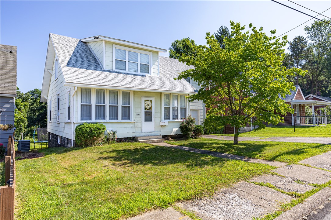 1347 Strawn Ave