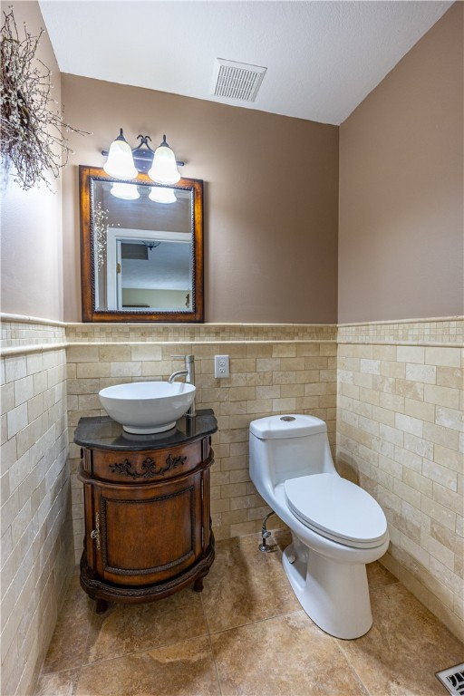 411 Hastings Dr