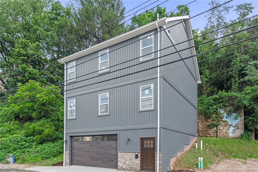 1102 Spring Garden Ave