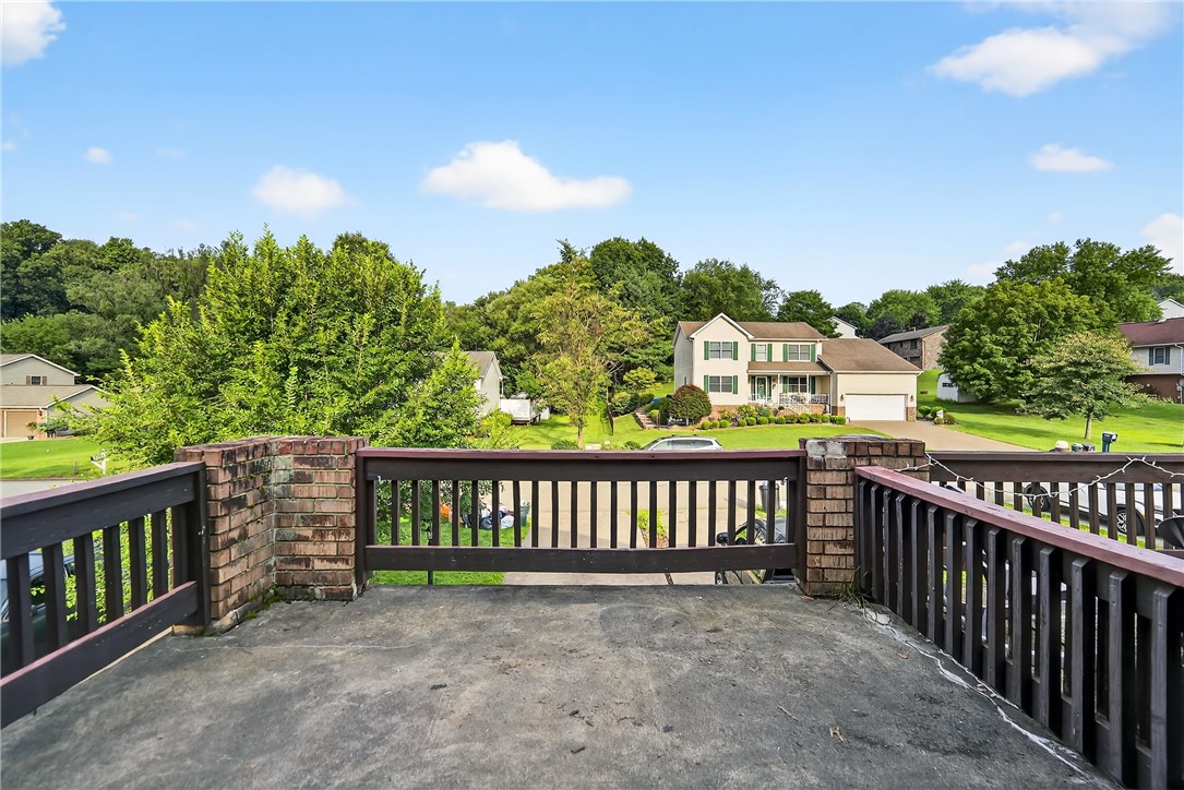 1027 Cranston Dr
