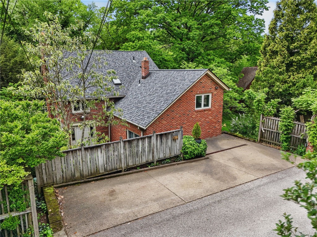 1017 Lancaster Ave