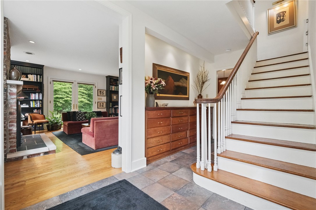 1017 Lancaster Ave