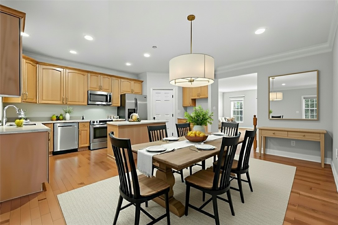 204 Park Square Lane