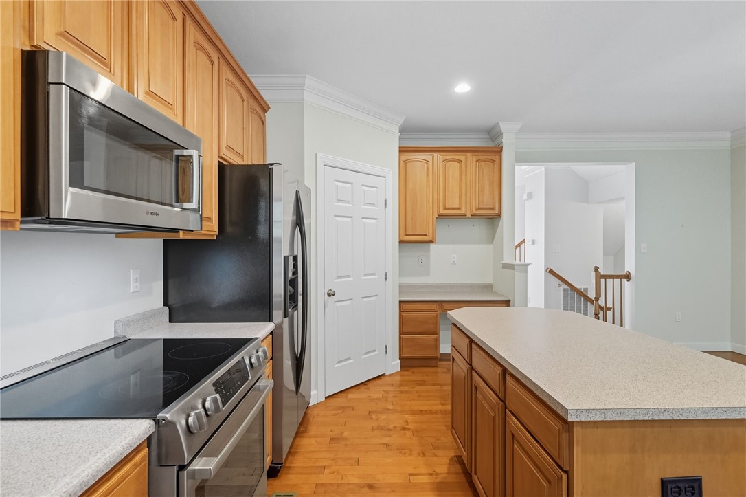 204 Park Square Lane