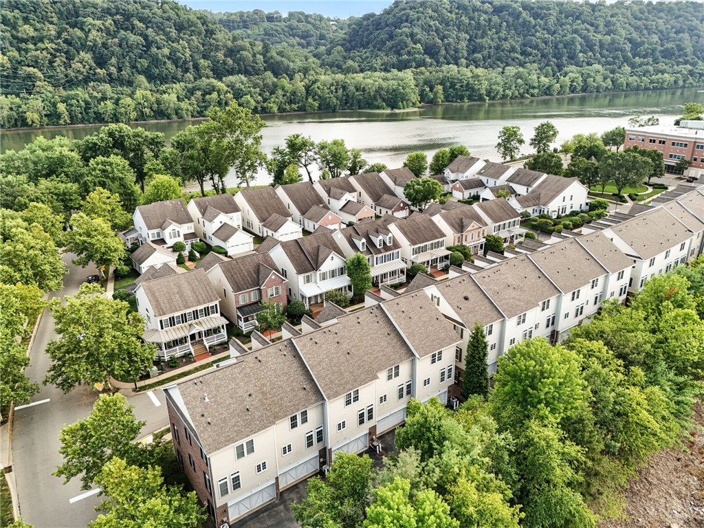 204 Park Square Lane