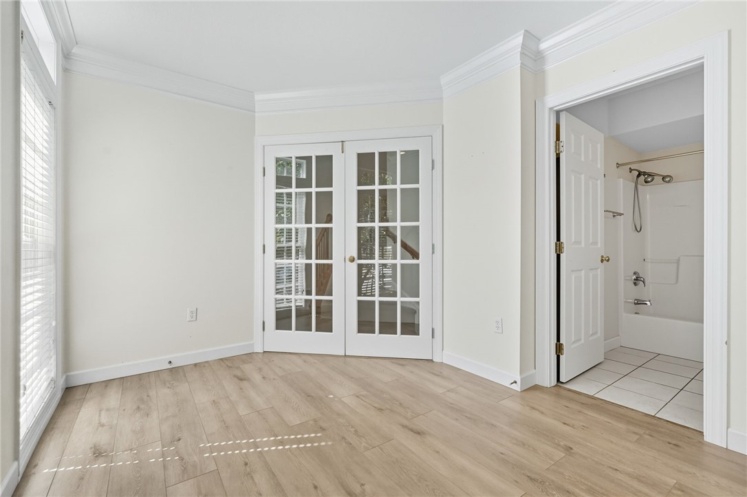 204 Park Square Lane