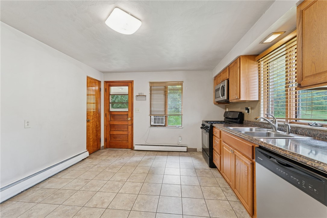 448 Old Pike St