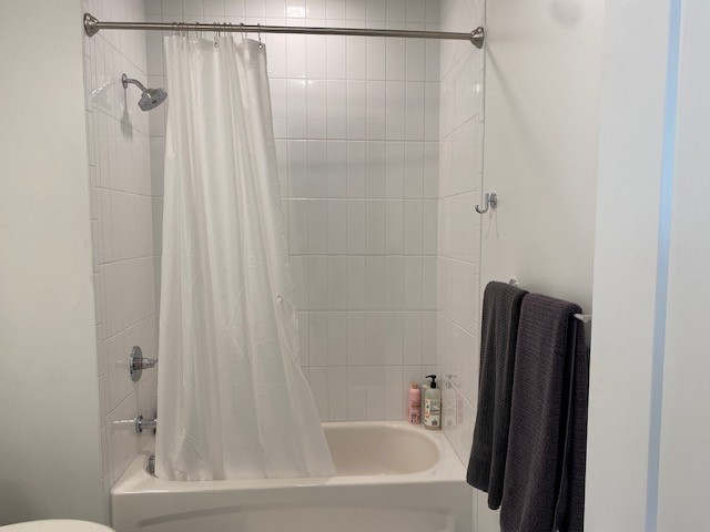 2635 Penn Ave 506