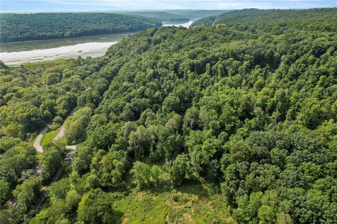 W Prospect Rd (Pa-528)