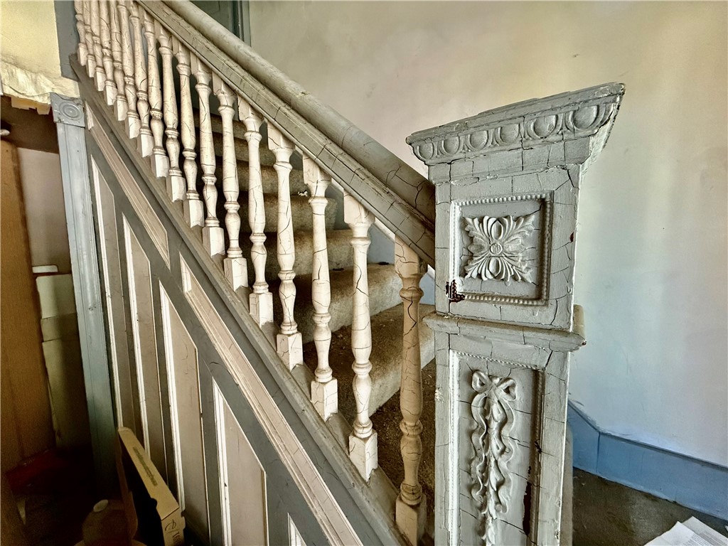 511-513 California Ave