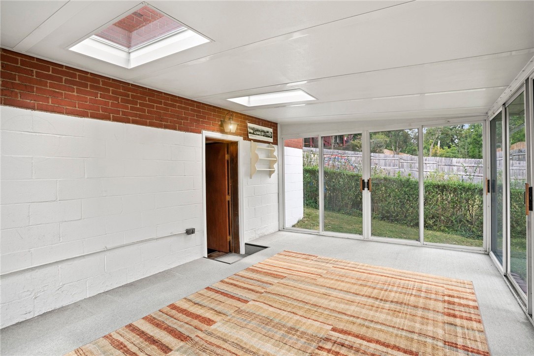 3323 Shady Avenue Ext