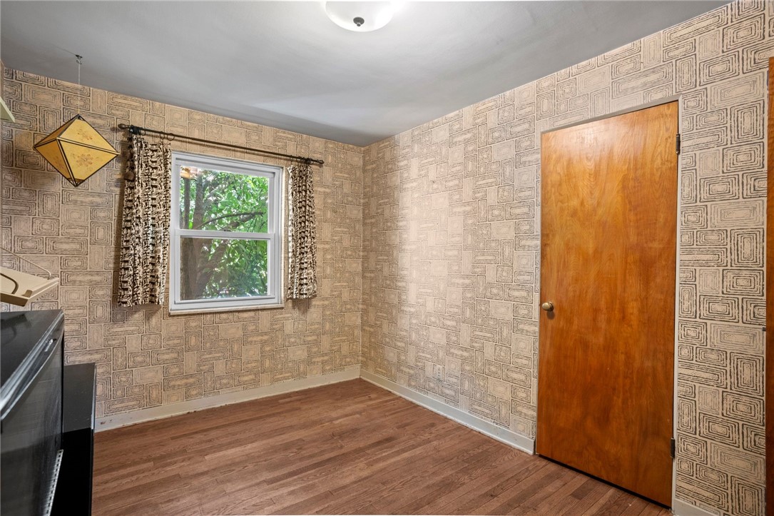 3323 Shady Avenue Ext