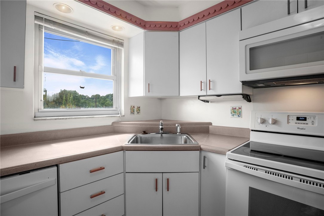 3323 Shady Avenue Ext