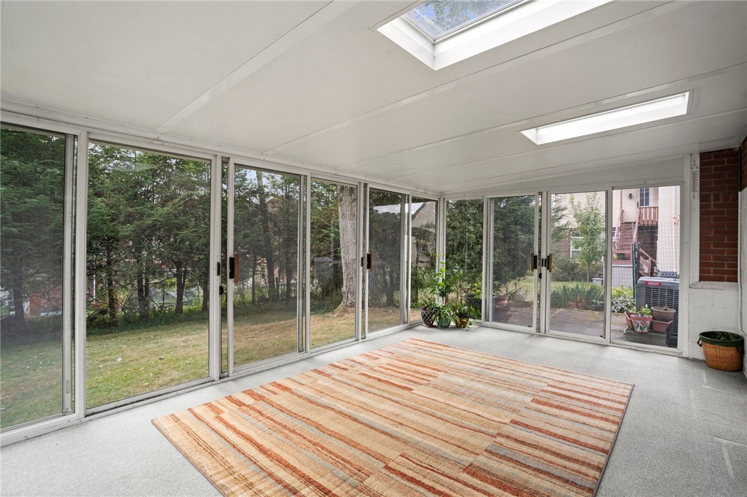 3323 Shady Avenue Ext