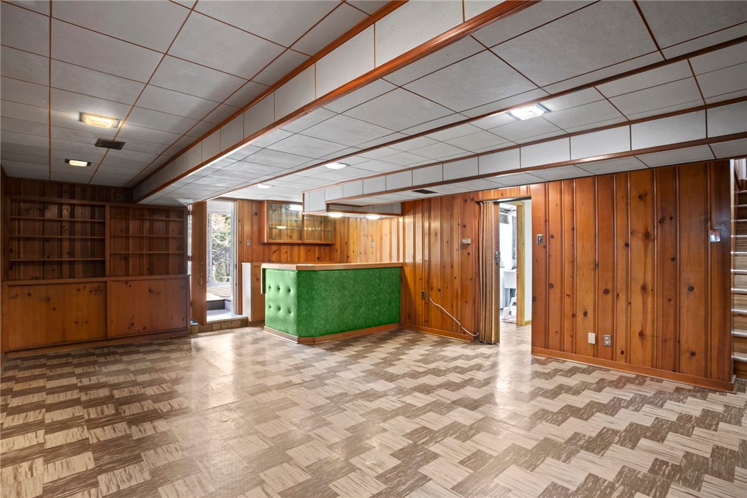 3323 Shady Avenue Ext