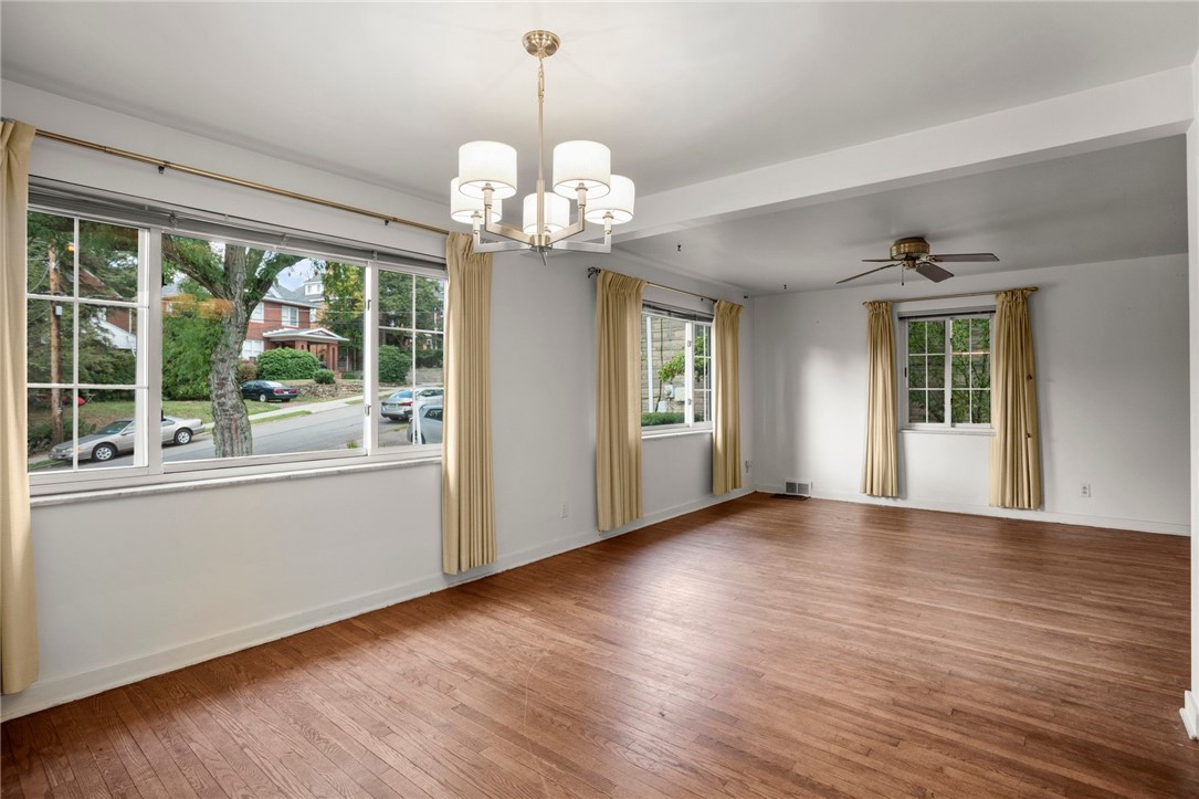 3323 Shady Avenue Ext