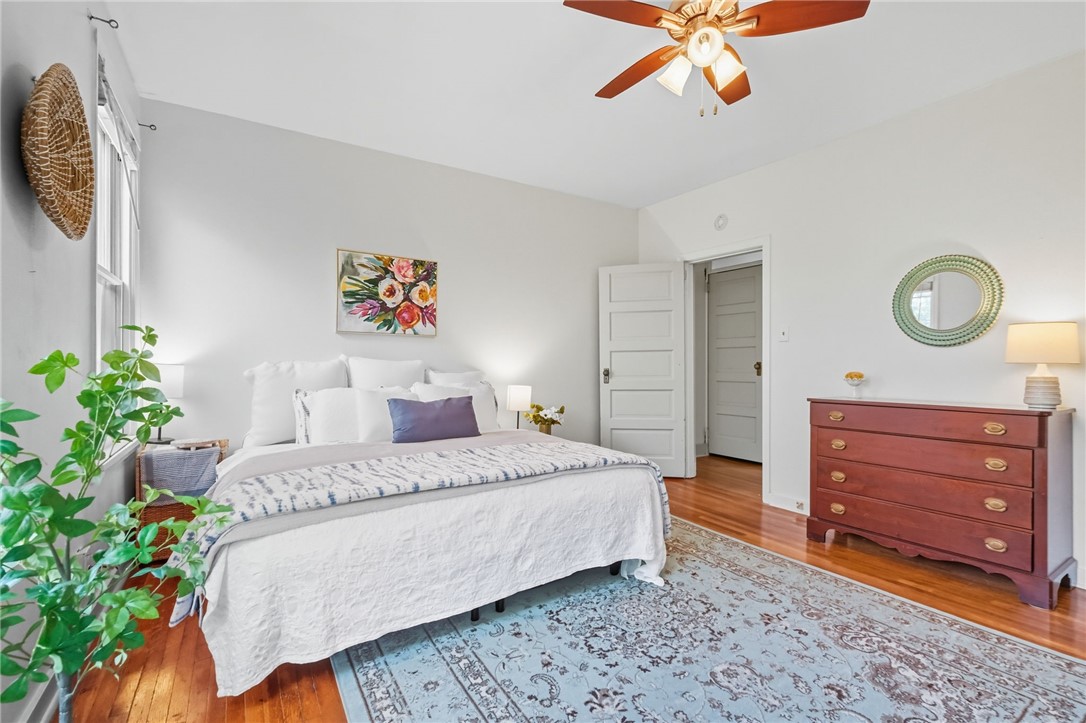 826 E Hutchinson Ave