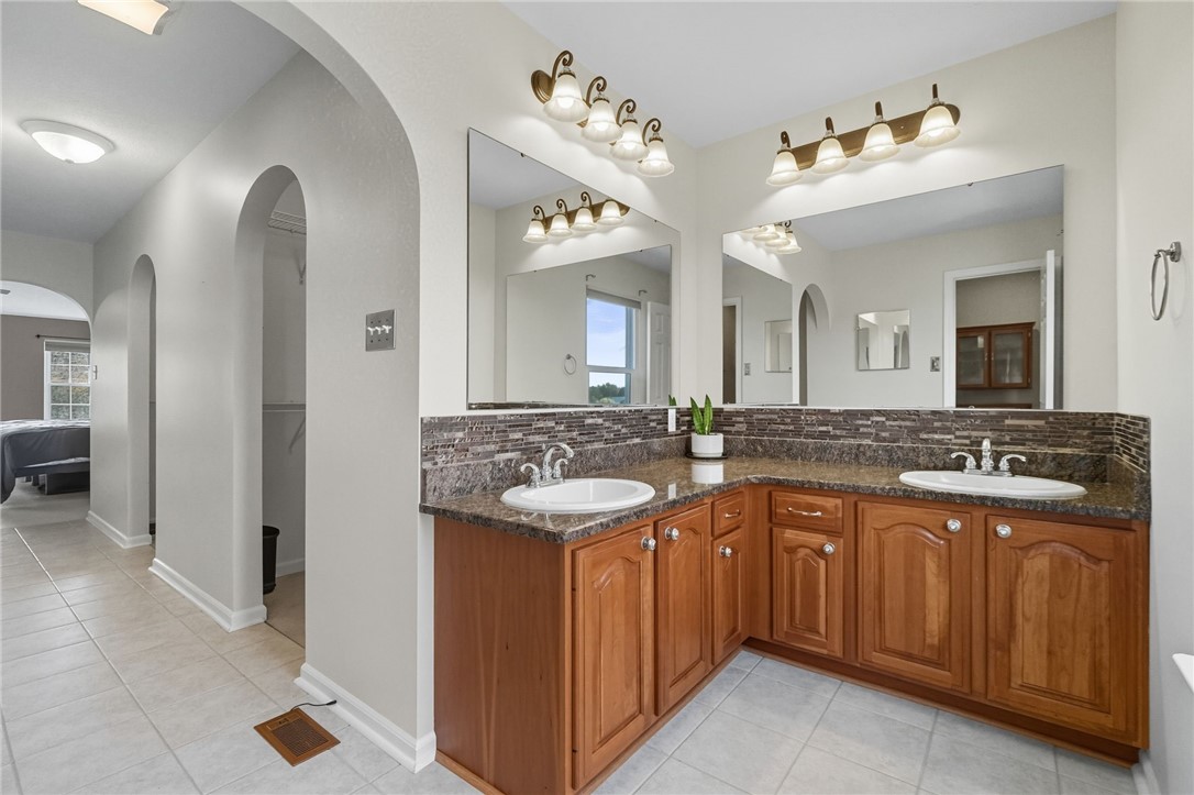 499 W Spring Grove Blvd