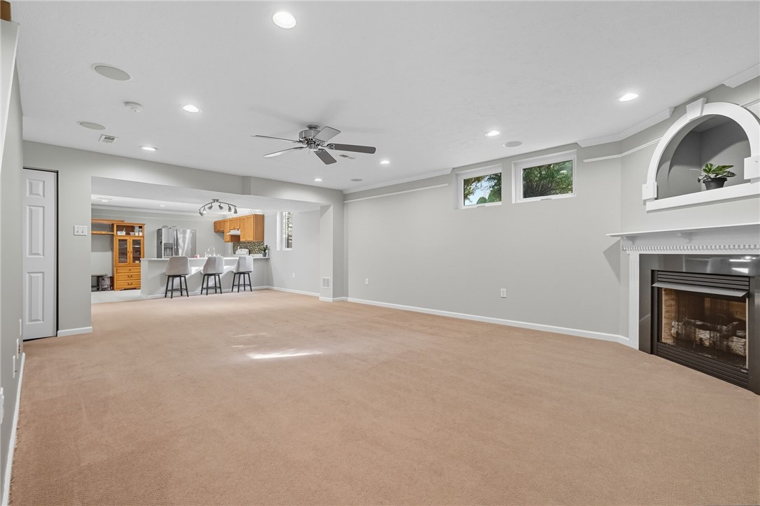 499 W Spring Grove Blvd