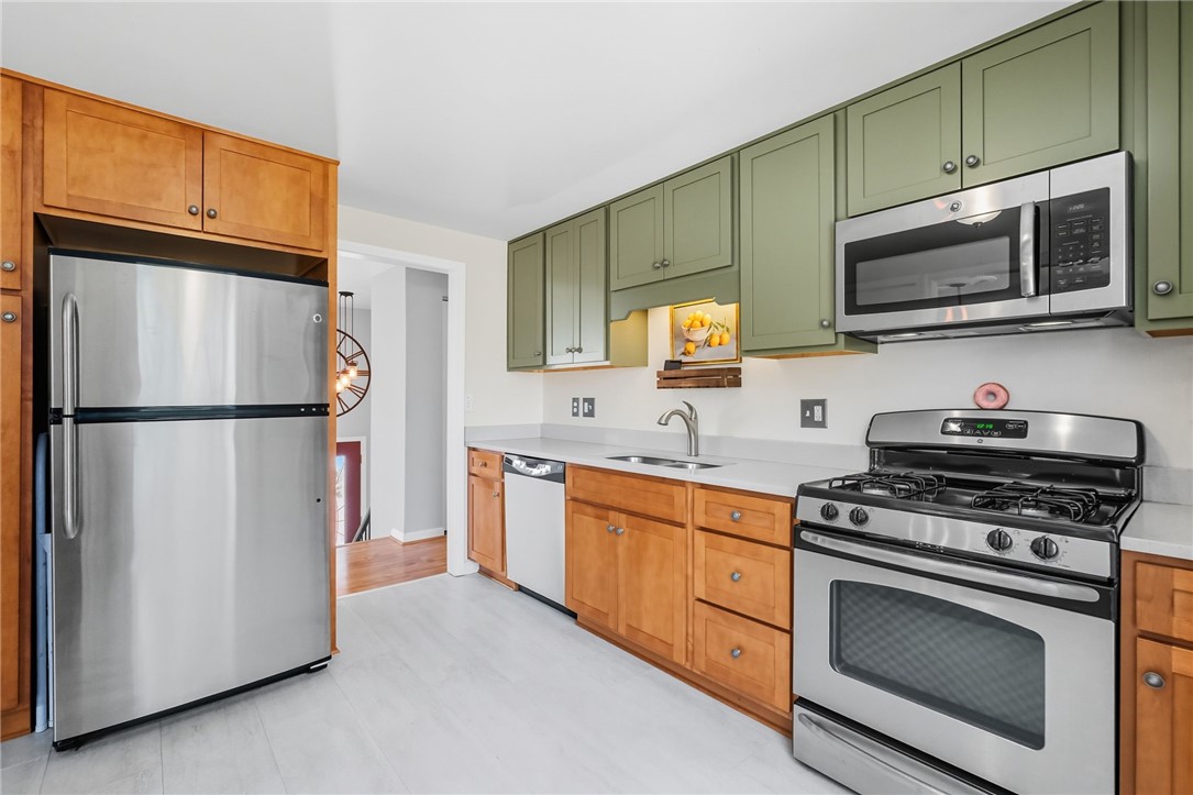 106 Kings Point Rd
