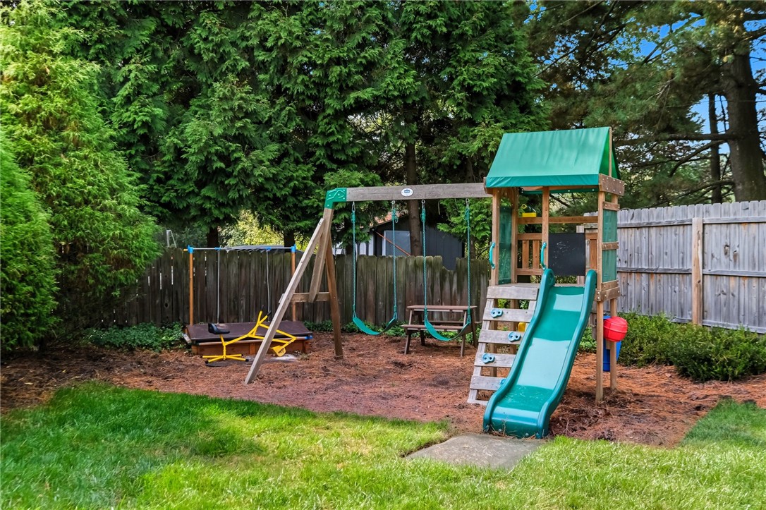 106 Kings Point Rd