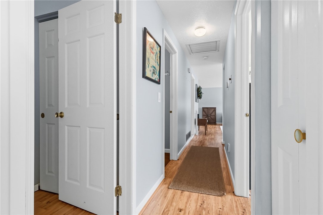 106 Kings Point Rd