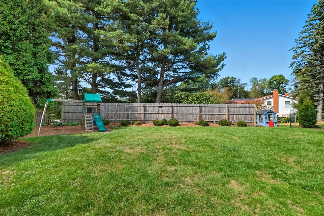 106 Kings Point Rd