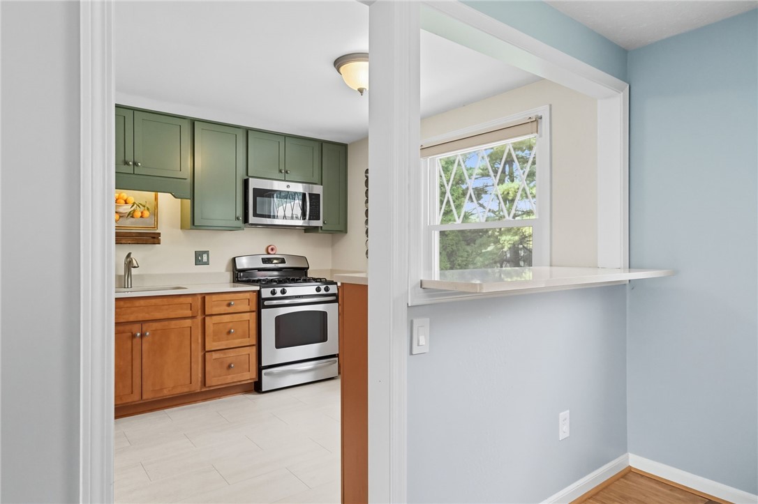 106 Kings Point Rd