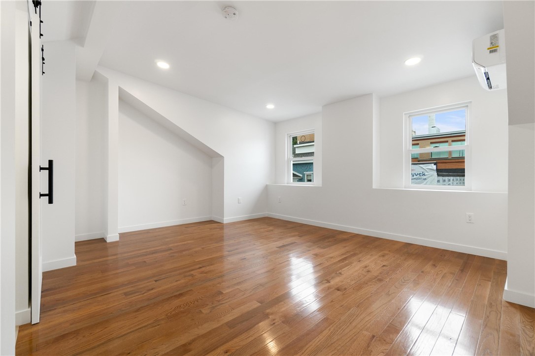 1238 Butterfield Way