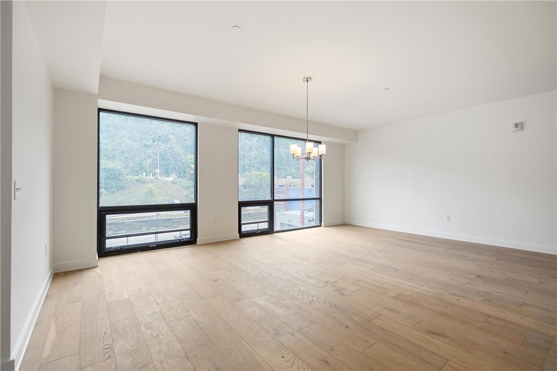 2330 Penn Ave 302