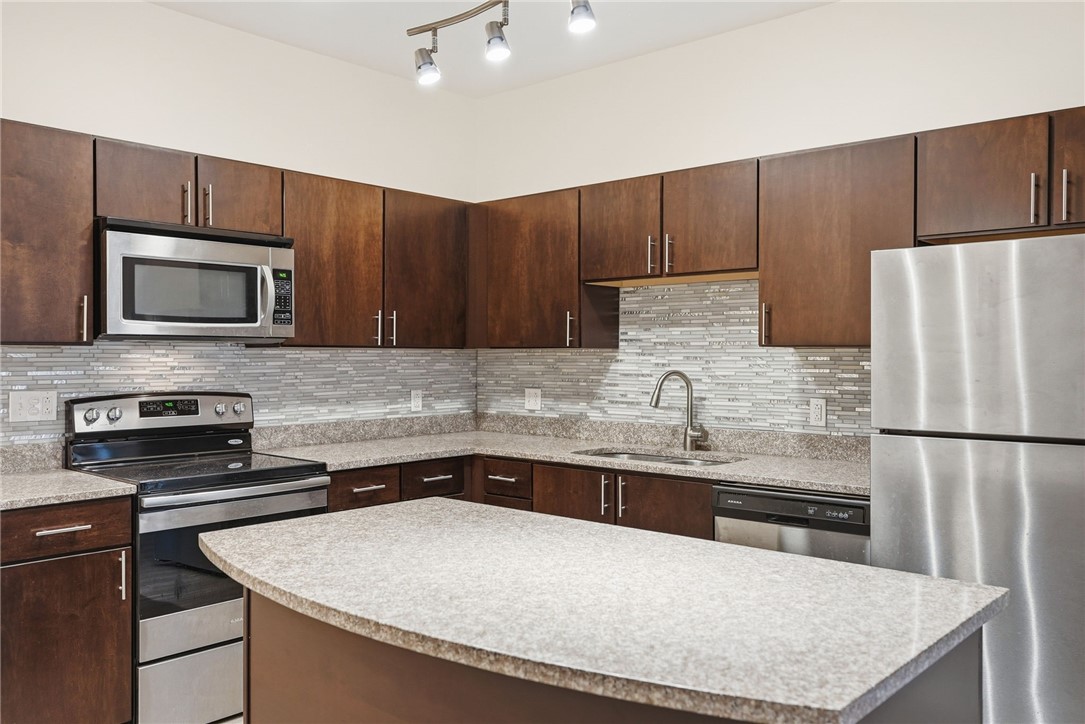 3607 Butler Street 302