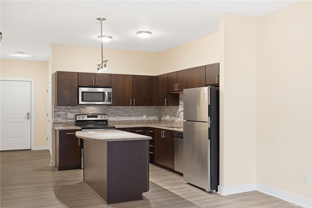 3607 Butler Street 302