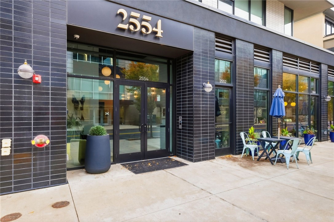 2554 Smallman St 307