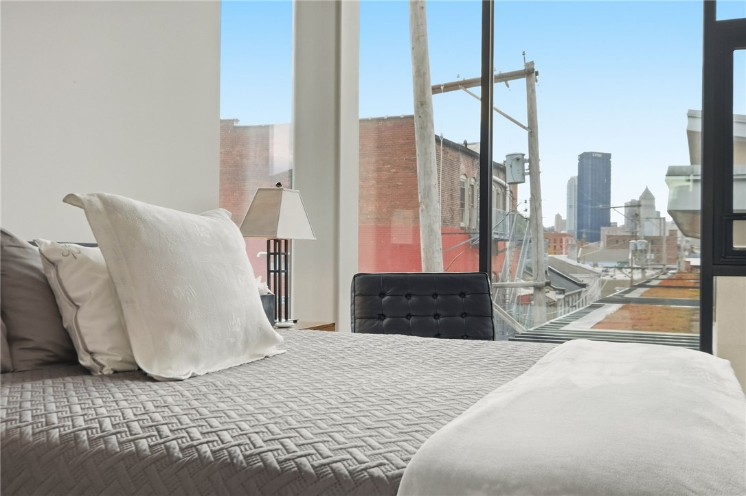 2554 Smallman St 307