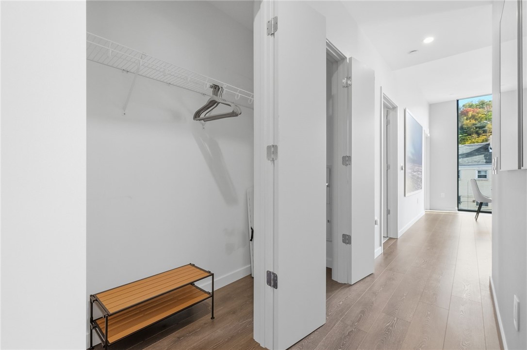 2554 Smallman St 307