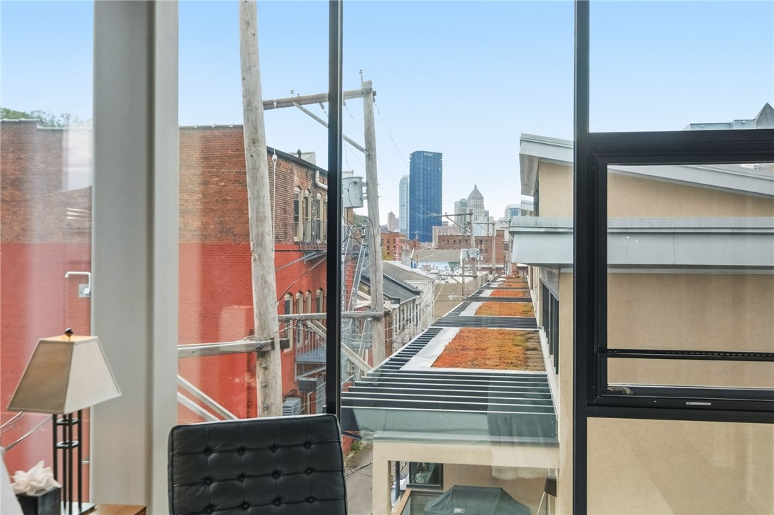 2554 Smallman St 307